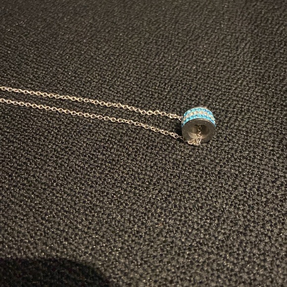 Necklace - Picture 3 of 3